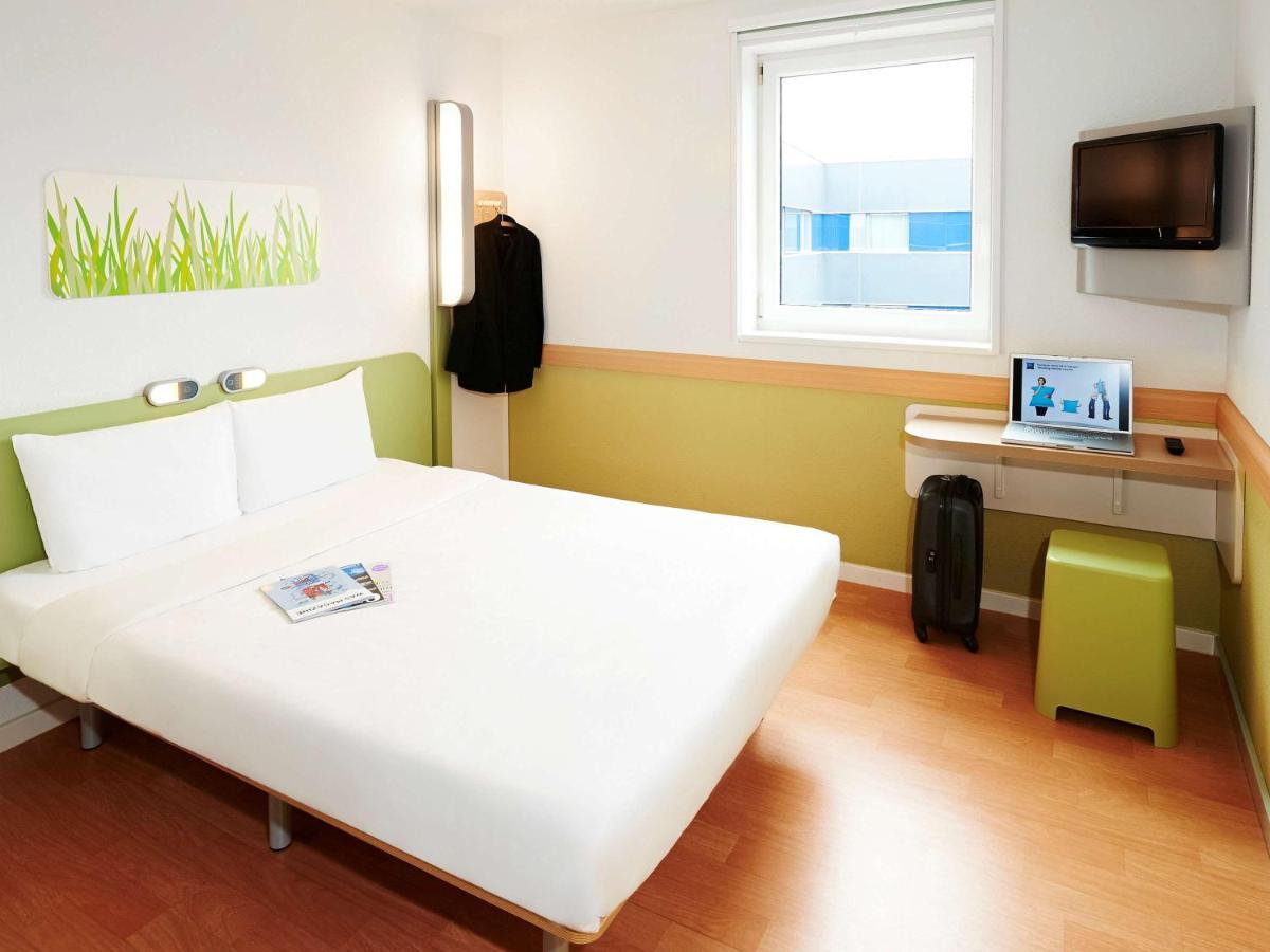 Ibis Budget Cergy St Christophe Luaran gambar