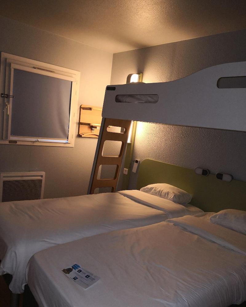 Ibis Budget Cergy St Christophe Luaran gambar
