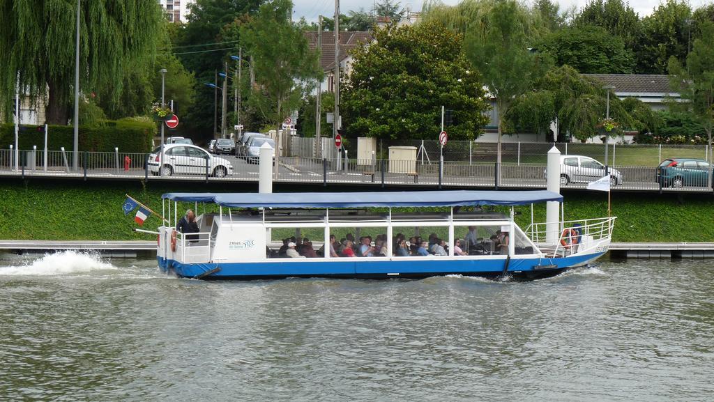 Ibis Budget Cergy St Christophe Luaran gambar