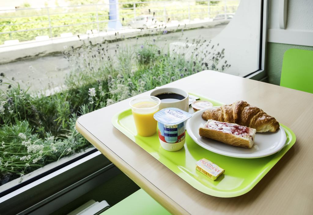 Ibis Budget Cergy St Christophe Luaran gambar