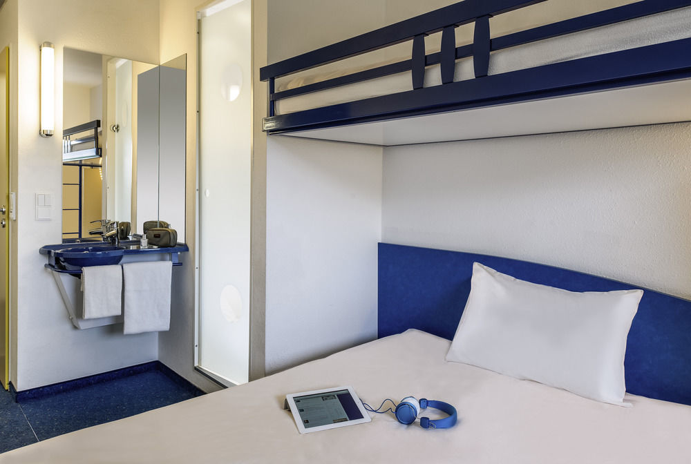 Ibis Budget Cergy St Christophe Luaran gambar