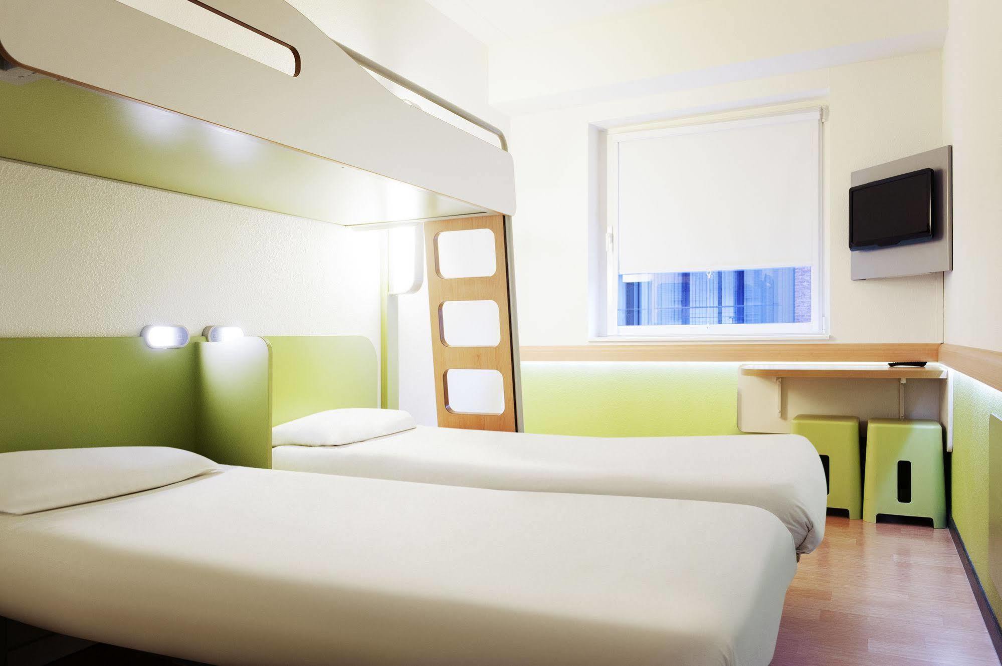 Ibis Budget Cergy St Christophe Luaran gambar